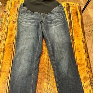 1822 Maternity Jeans